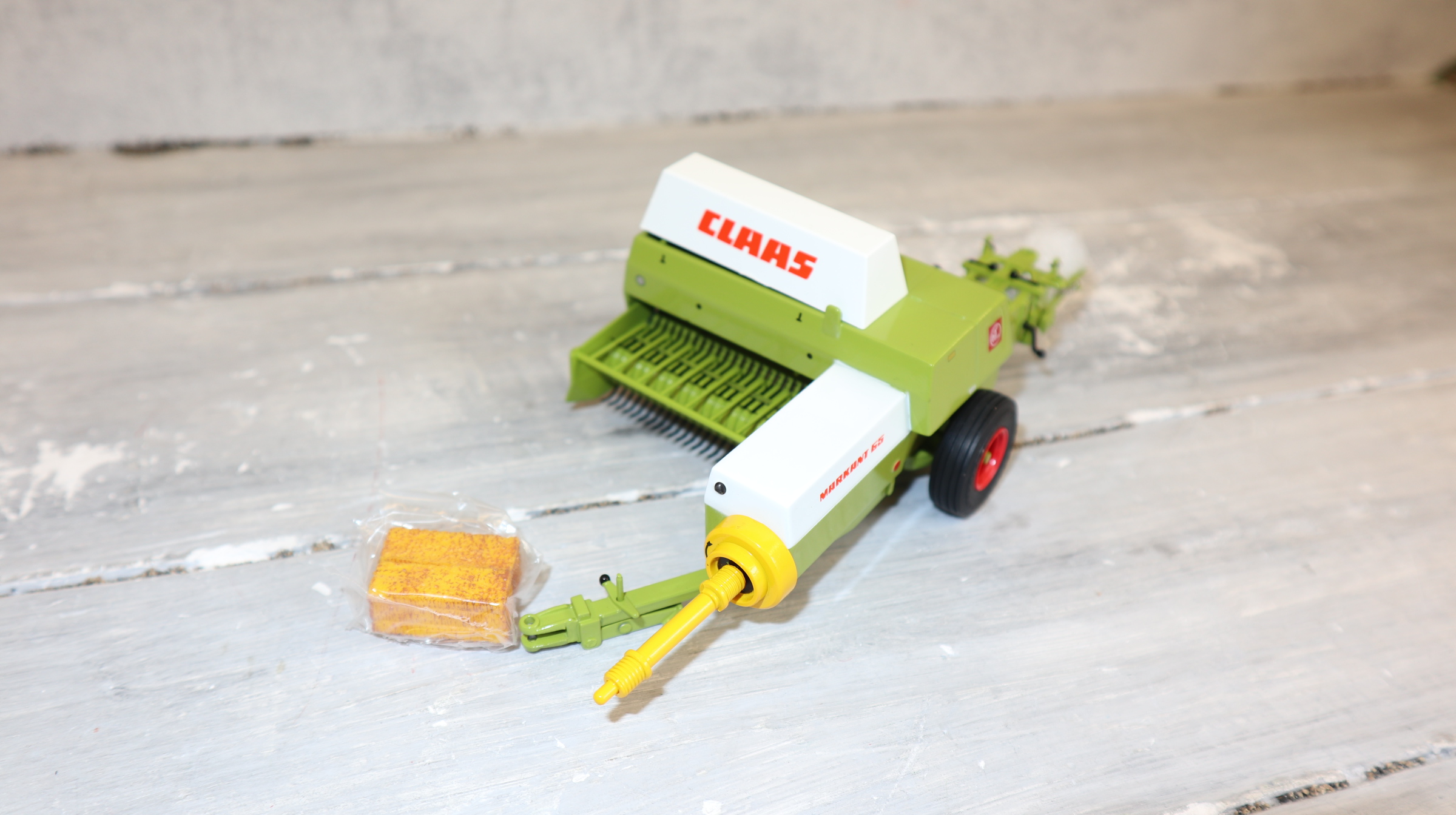 Miniature Agricole Replicagri CLAAS MARKANT 1:32 - Presse à Balles - Neuf Sous Boîte